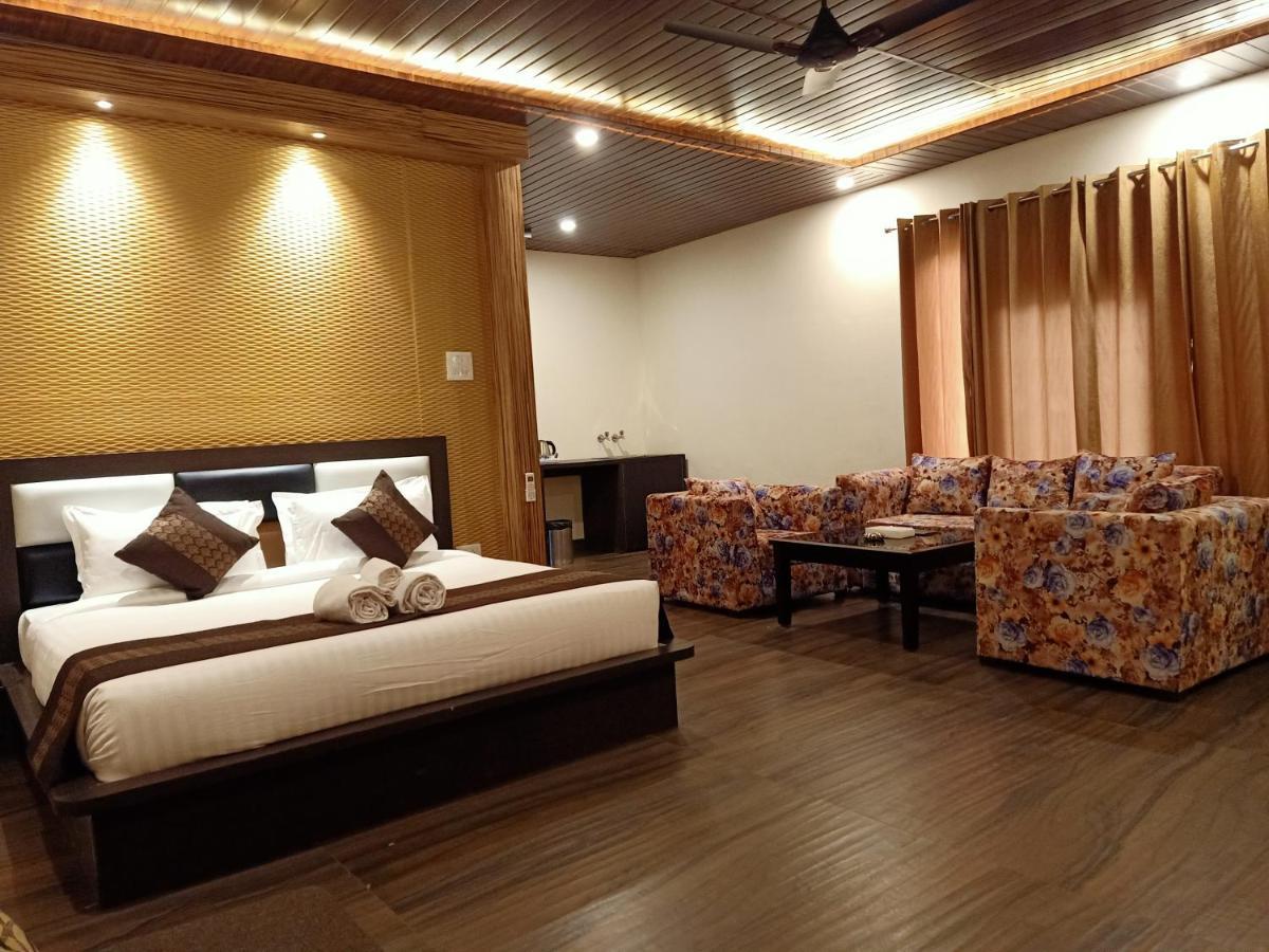 Skywood Resort Shoghi Shogi Ngoại thất bức ảnh